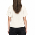 A female model wearing the Smith's 1906 WTE03 Beige T-shirt is showing the back.